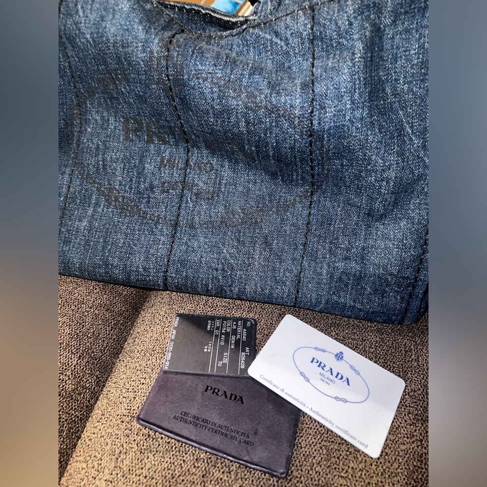Prada Canapa denim canvas tote. With detachable strap. Authenticity card. - Picture 4 of 16